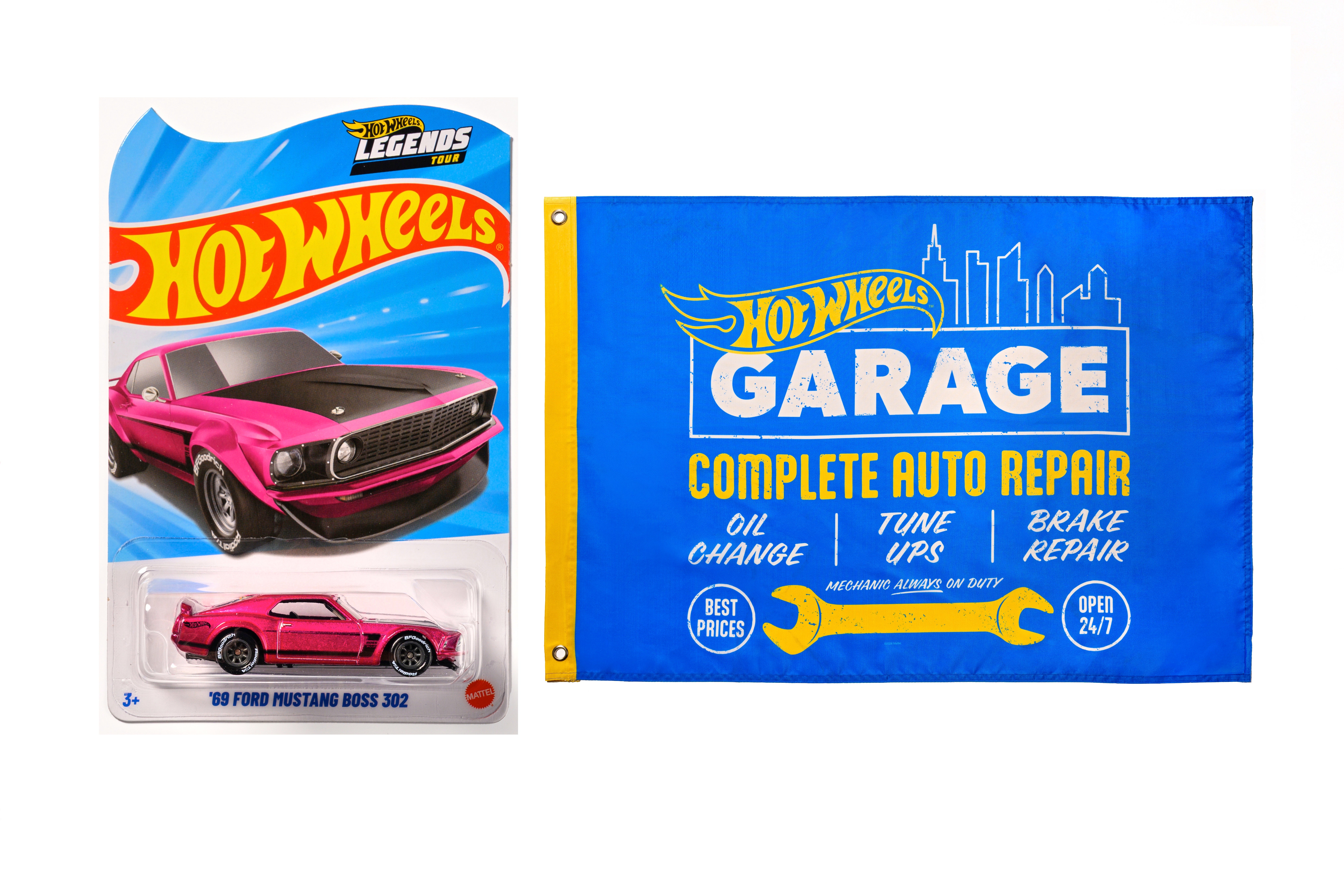 2026 Legends Tour Bundle - Ford Mustang Boss 302 + Flag | Legends